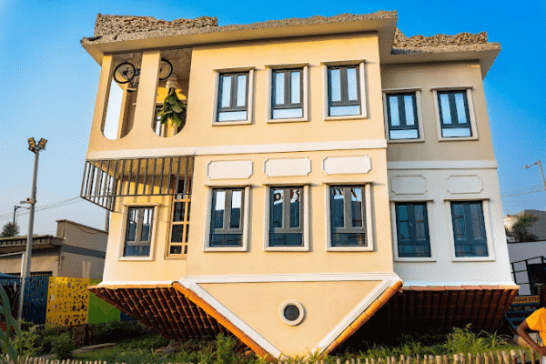 Upsidedown House Tour