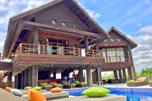 Hov Beach Resort Tour