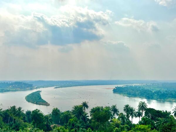 Queen’s Beach Town, Itu Clan Tour