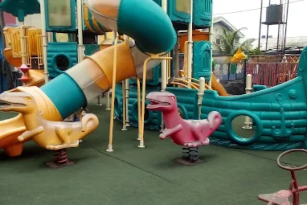 Banana 4 Kids Fun Park